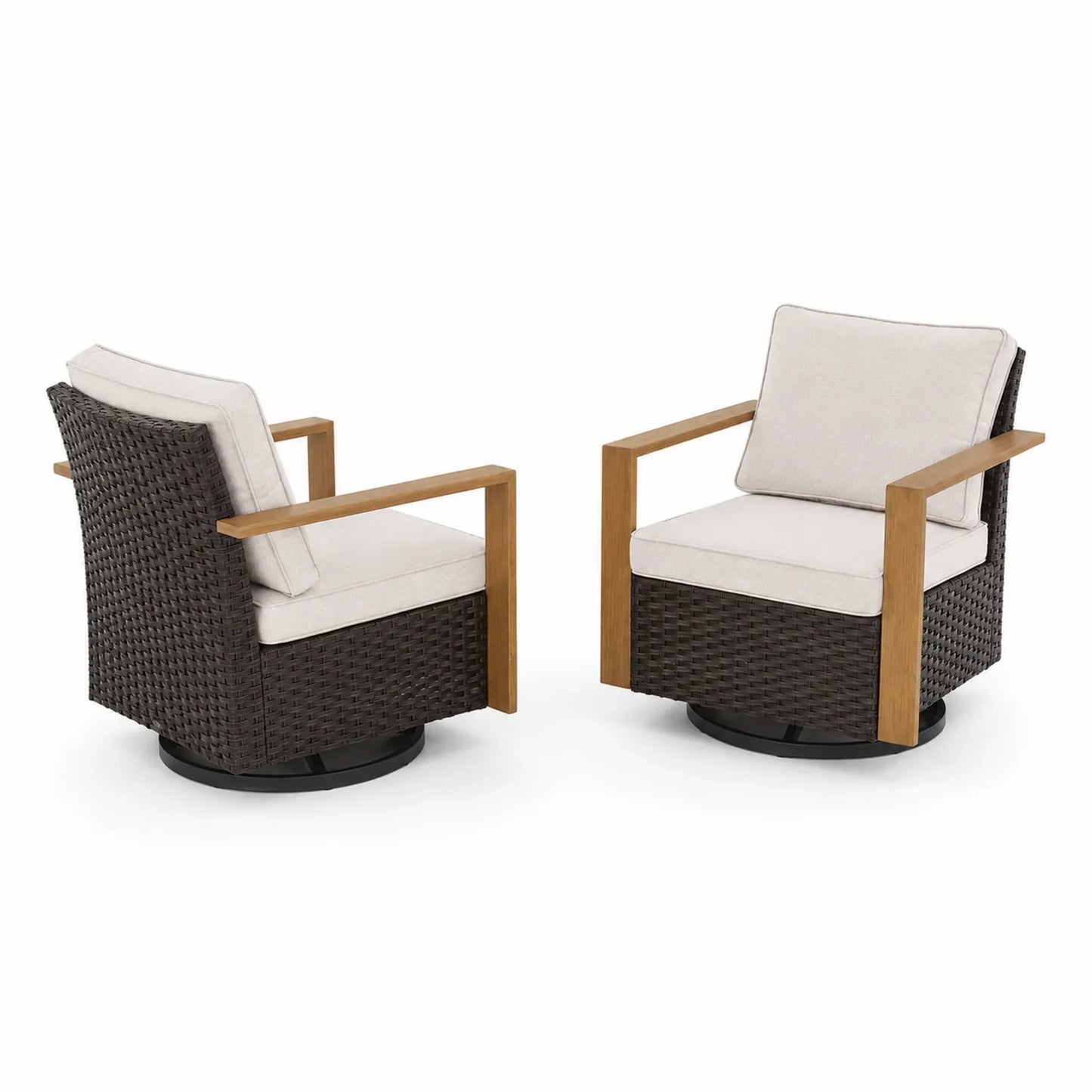 Sedie girevoli in legno e resina intrecciata con cuscini beige